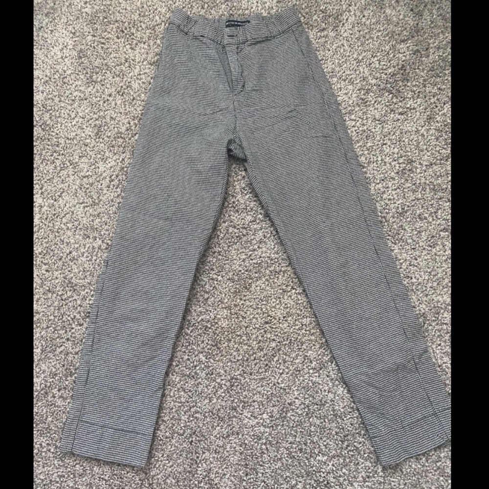 Brandy Melville Black and White Pants